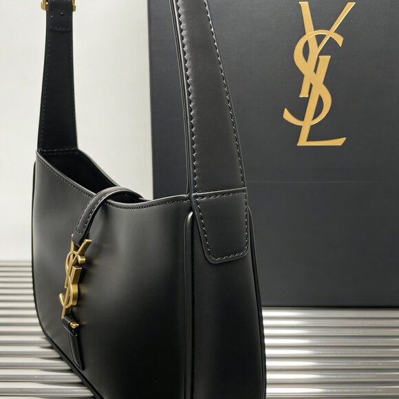 YSL Hobo Bag in Black - Picture 2 of 6